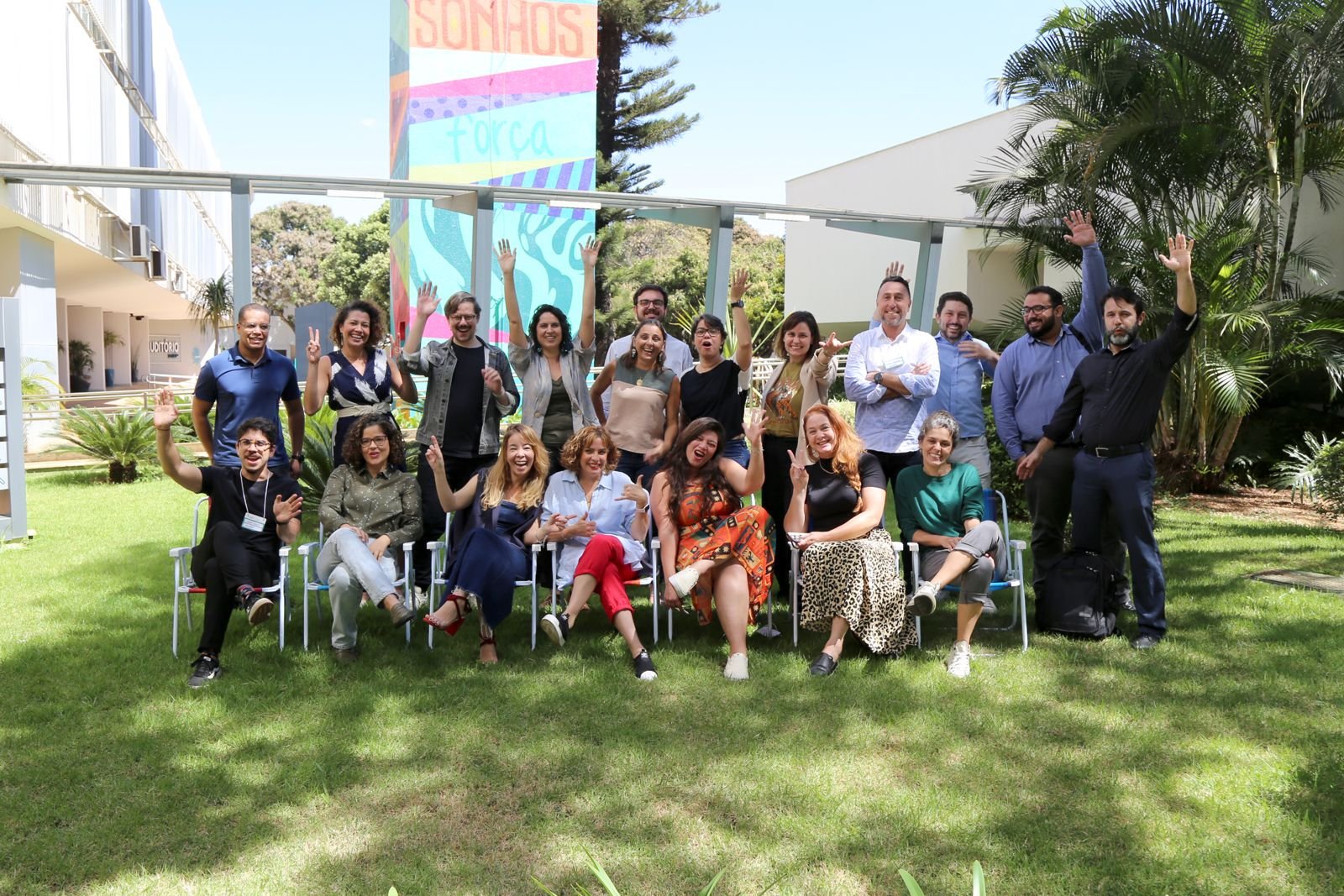 Equipe reunida no campus da Enap, em Brasília