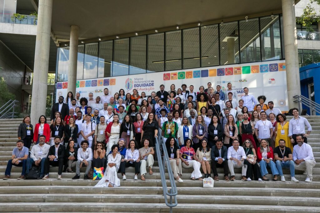 Participantes do 1º Encontro do Marco Referencial de Equidade na Educação